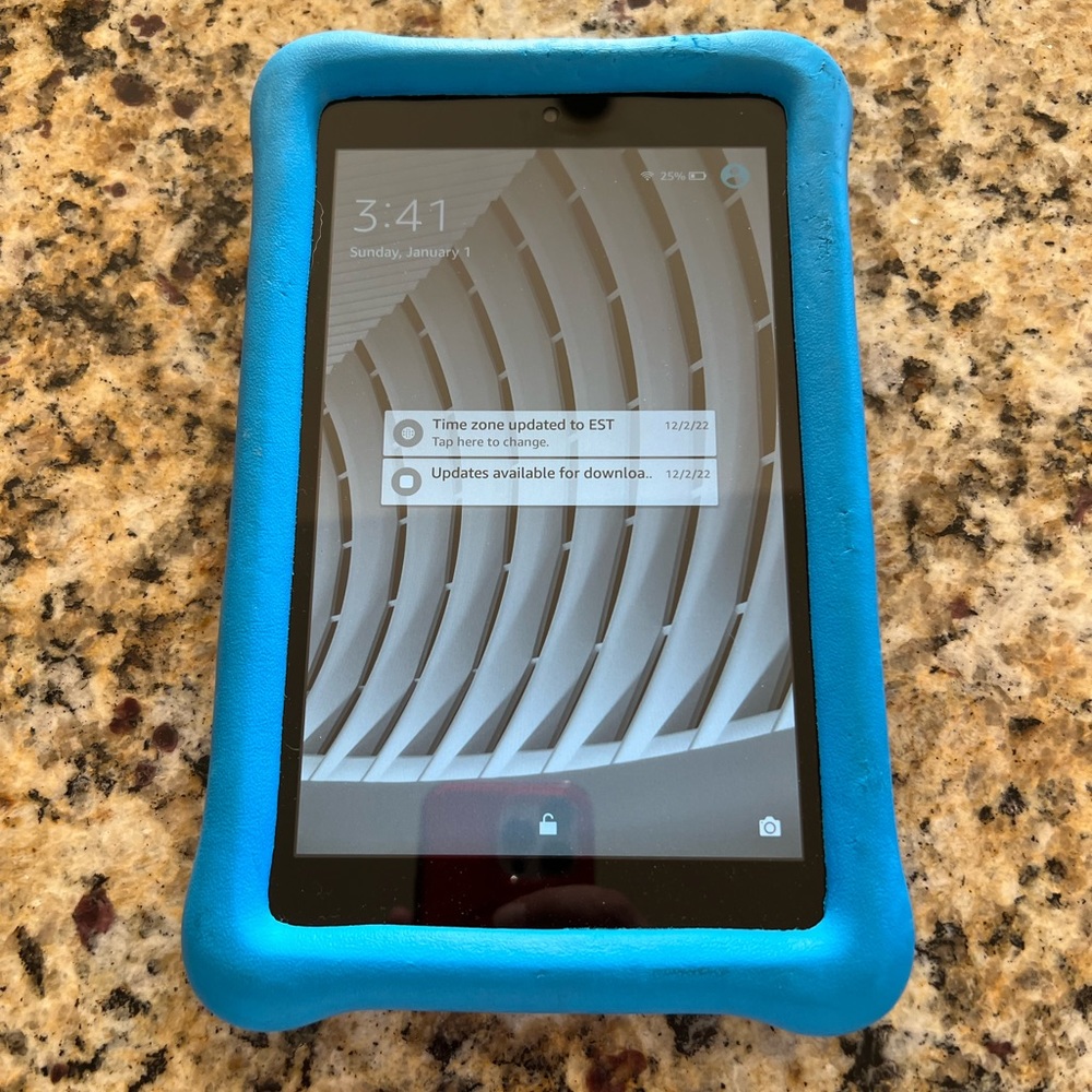 Amazon Fire 8th Edition. HD.
